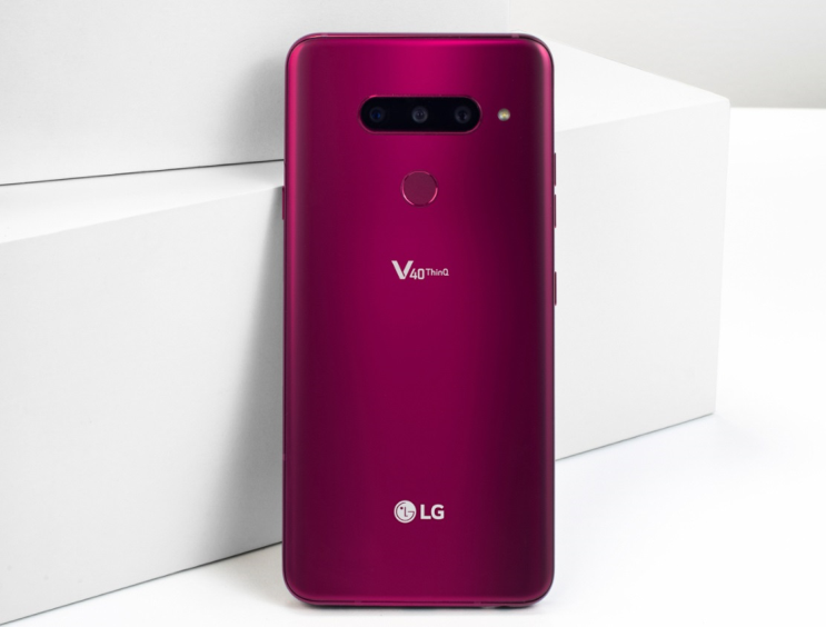 LG מציגה את ה-LG V40 ThinQ עם 5 מצלמות 